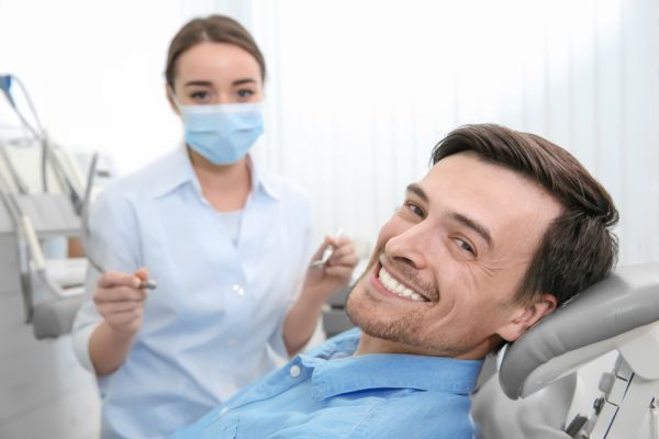 Teeth Whitening And Sensitivity: Can You Avoid It?